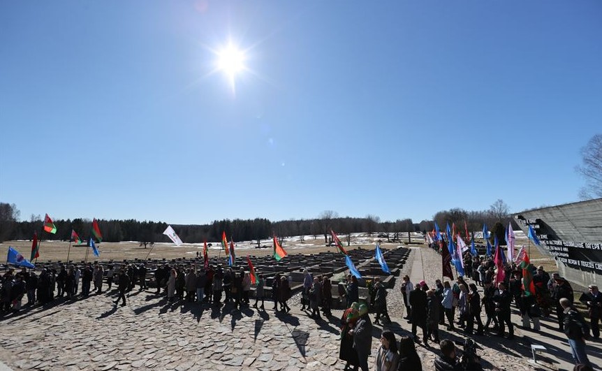 Хатынь 79 лет 2.jpg